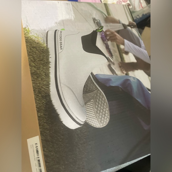 DRYCODE shoes. Men size 7 - Picture 2 of 7